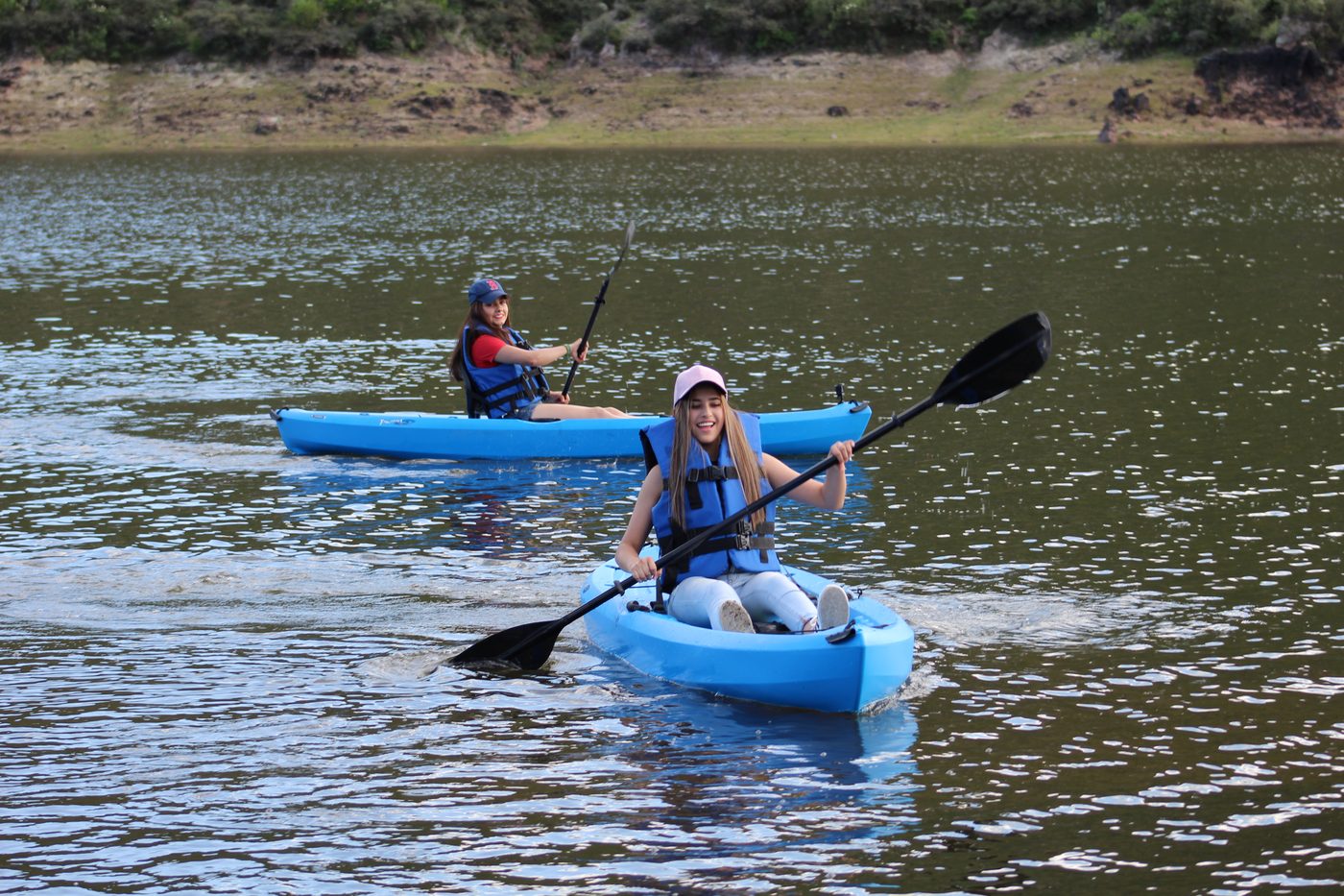 Kayak en la presa
